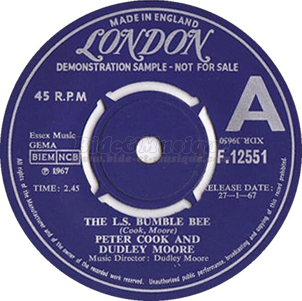 Peter Cook and Dudley Moore - drogue c'est du Bide, La